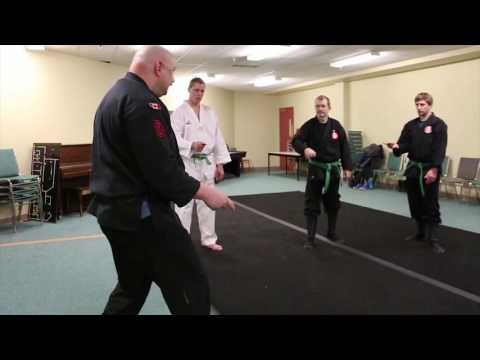 Bujinkan Ninjutsu, 7th Kyu, part 71 - shuriken flipping