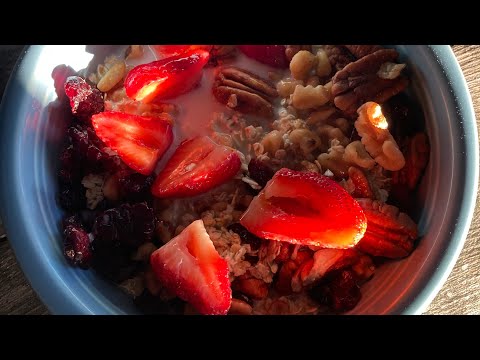 Maple Nut Oatmeal! #breakfast #easy #recipe