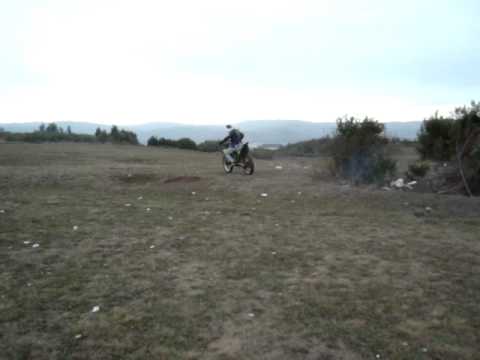 Salto Nanel KAWASAKI - Cancha de golf - Coronel