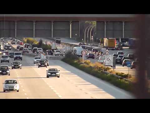 A1: Zweiter Teil der Autobahn-Baustelle bei HH-Stillhorn eingerichtet (04.06.11)