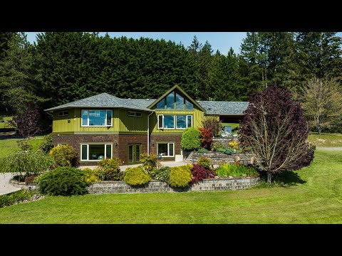 7674 Richards Trail, Duncan BC - Horse property for sale!