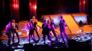 Straight No Chaser (SNC) Donde Esta Santa Clause