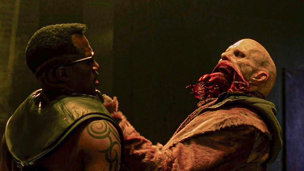 Vampiros despertam um Deus do sangue de 10 mil anos de idade e impossível de ser derrotado!