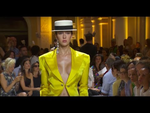 ALEXANDRE VAUTHIER Fall 2018 Haute Couture Paris - Fashion Channel