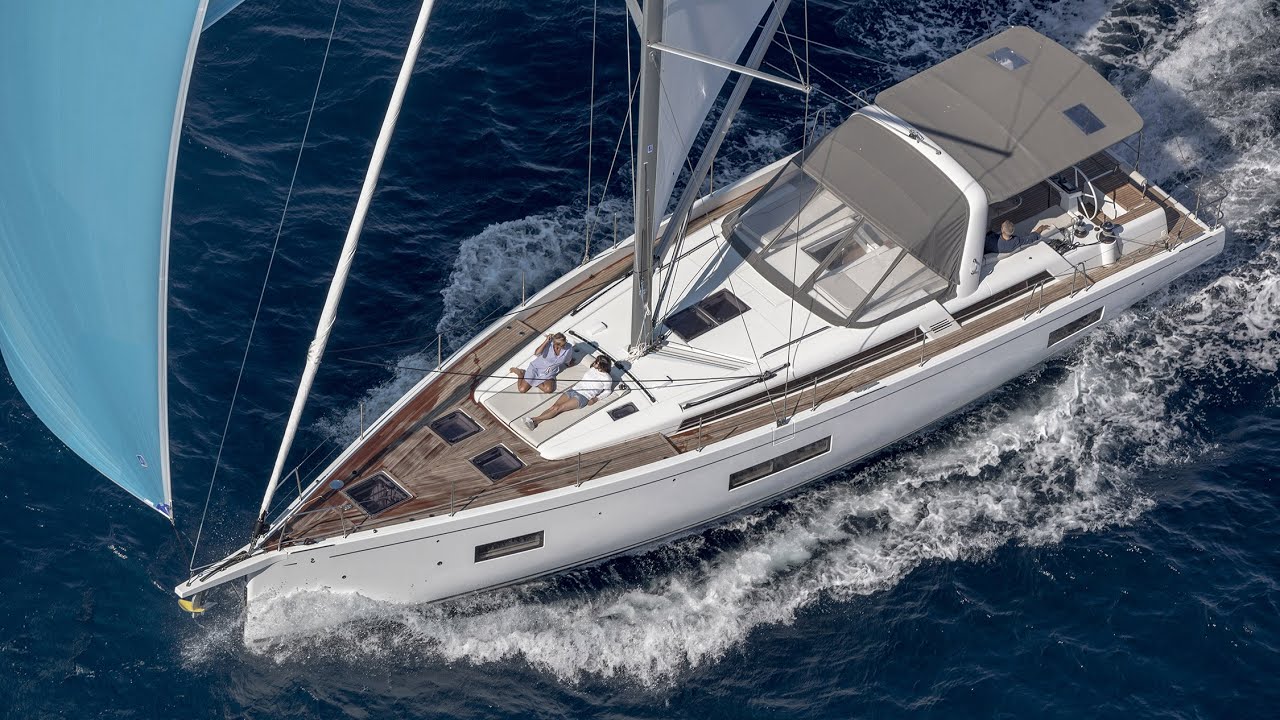 Beneteau Oceanis Yacht 54 | Walkthrough by BENETEAU