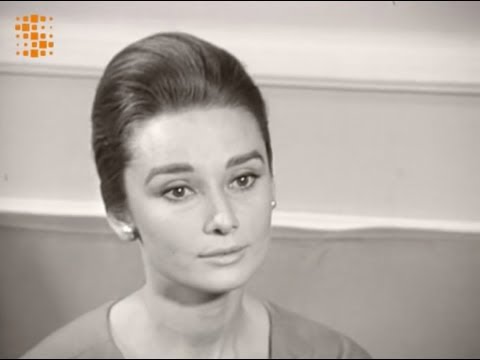 Audrey Hepburn French Interview 1959