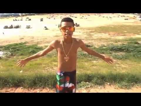 MC Huguinho - Favelado Inteligente (Clip Oficial 2015) Dj Carlinhos Da S.R