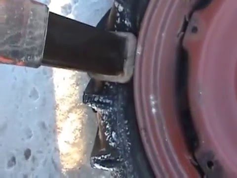 Необычный шиномонтаж! Трактор т-25!