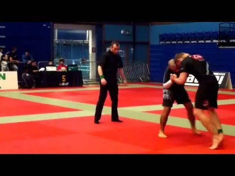 Chico Mendes vs Chris Regan - FINAL - IBJJF London Open No-Gi 2014 - Black Master 1 - Open