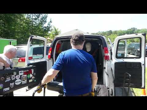 Mixing for the Night Shift band at a city festival (2025) - Video 41