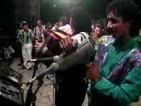 TITULO DE AMOR , TU ERES LA REINA DIOMEDES DIAZ Y JUANCHO ROIS EN ESTADIO ROMELIO MARTINEZ #1