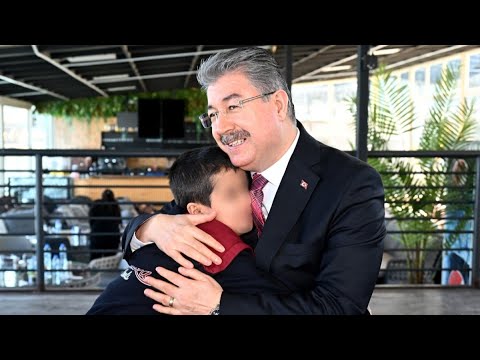 Osmaniye'de "Nesiller Sevgiyle Buluşuyor: Torunum Olur Musun?" projesi