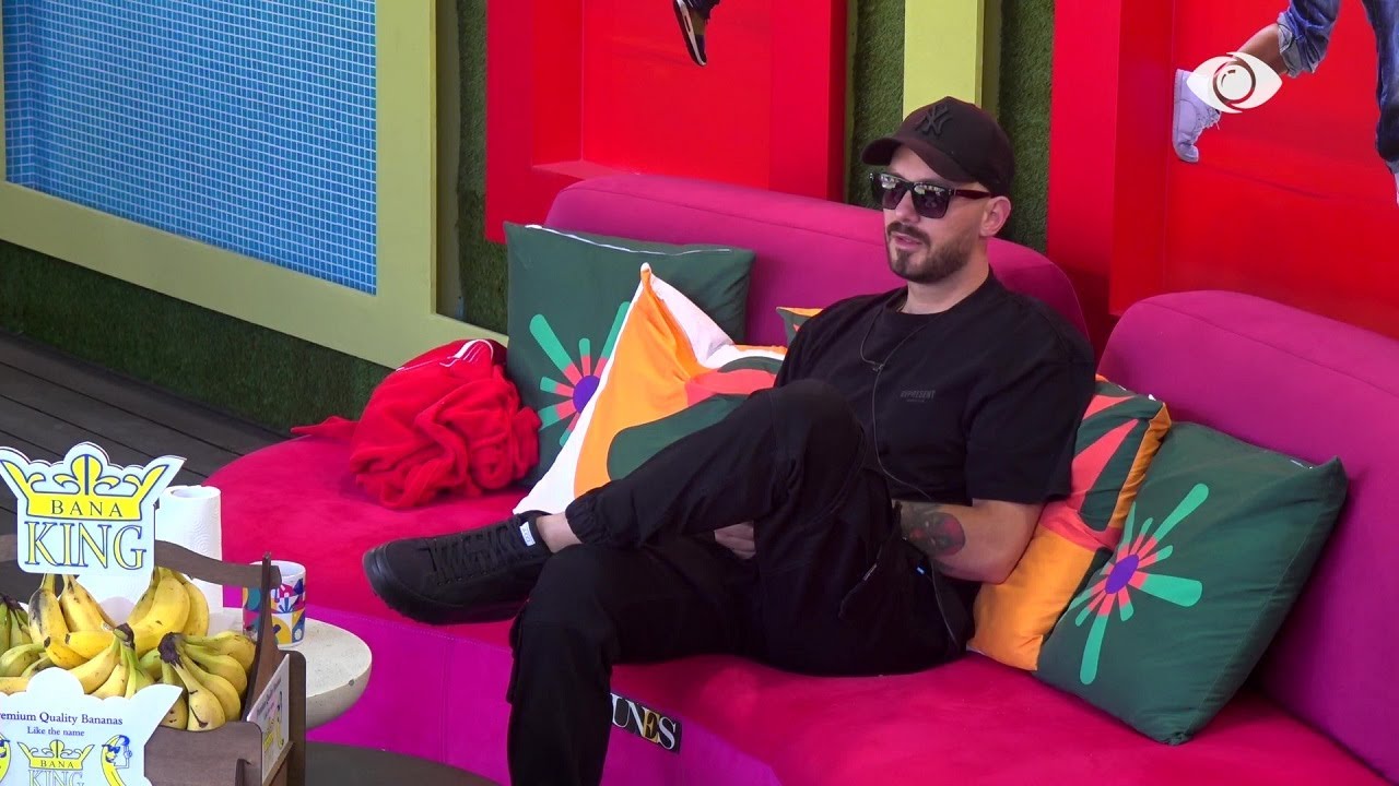 Romeo dhe Françeska i ngacmojnë për raportin e tyre, Egla dhe Liami përqafohen