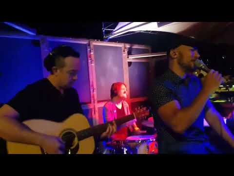 Acoustic Vibez 4 piece @ Opera Bar Sydney