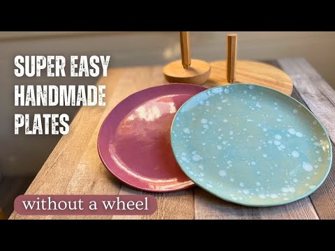 Make a plate by hand - no pottery wheel needed