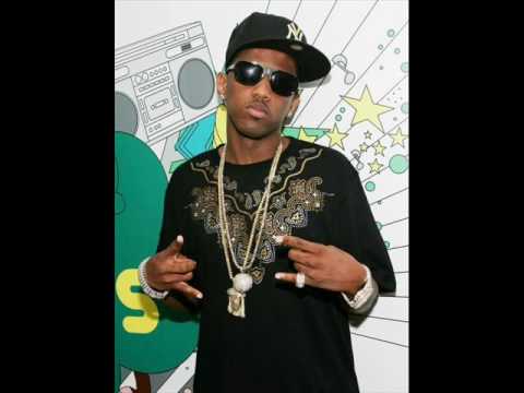 Red Cafe - I'm Ill Mega Remix ft. The LOX, Lloyd Banks, Fabolous, and Lore'l.wmv