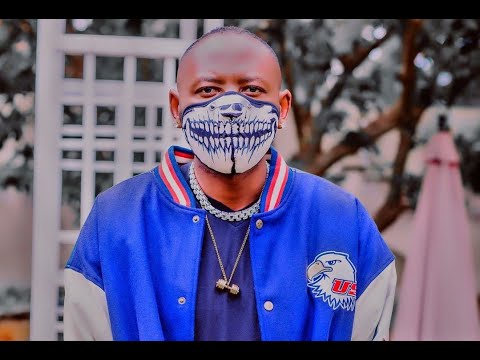 Colonel Mustafa 'Lipunda' freestyle on the streets