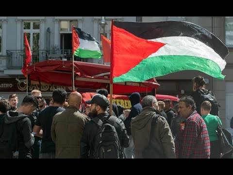 "JUGENDWIDERSTAND": Neuköllner Politiker legt sich mit Maoisten-Schlägern an