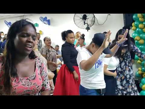 Elisabeth Soler - Algo esta pasando ( victoria ) pastor Idekel.