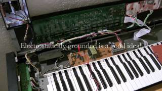 Video thumbnail for Yamaha KX76 Battery Replacement by JAkoGreyshire