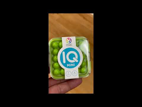 SmartGames - IQ Mini, Create Your Own Challenges, Compact Puzzle Game.