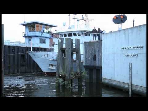 Die Gloria D hat Harburg verlassen.mov