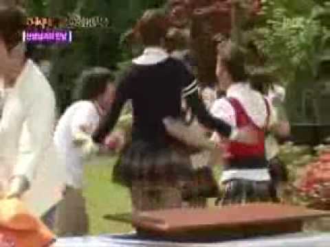 SNSD HMF cut Ep4 7# - Fany hit our leader..
