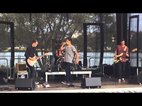 We'll Show You af Booty Bay Surf Club - HUR festival