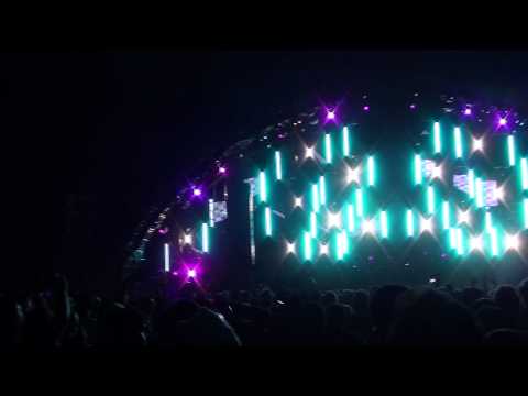 Calvin Harris - You Got The Love (Mark Knight Remix) @ EDC Las Vegas (Day 1)