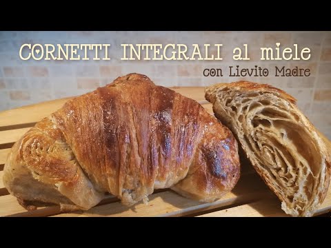 Wholemeal puff pastry croissants with honey and sourdough starter