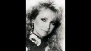 Barbara Mandrell ~ Hold Me