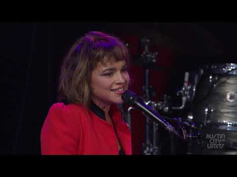 Norah Jones "What Would I Do Without You"  | ACL Hall of Fame New Year's Special 2018