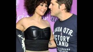 MONTAJE DE LA CANCIÓN  "COBARDES"  DE MANU TENORIO