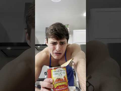 MENINAS BRANCAS EM RESTAURANTES ITALIANOS PARTE 4