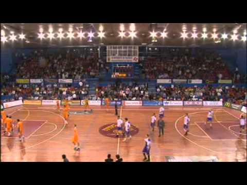 ORO PALENCIA BALONCESTO,74 - LEYMA BASQUET CORUÑA,83 (12/10/2012 0:00:00)