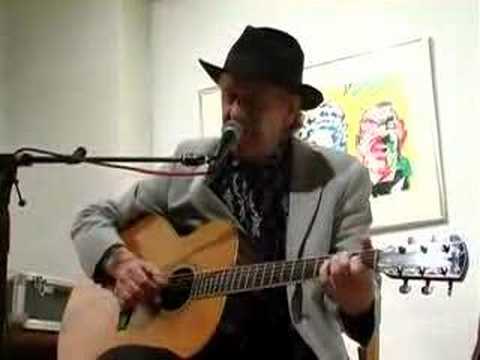 Troels Jensen plays  "Crawling King﻿ Snake"