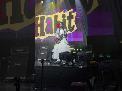 [4K 직캠] 260427 QWER BAD HABIT 쇼케이스 히나