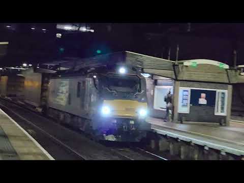 4S45 1838 Daventry Int Rft Recep Fl to Coatbridge (Drs) - 88002 on duty tonight through Stafford