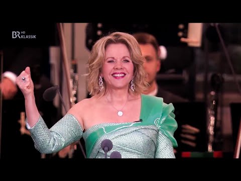 Renée Fleming sings “Ich Soll Ihn Niemals” from Die Kathrin by Erich Korngold at Munich