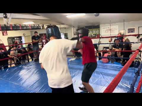 Joshua CBA vs La gente boxing sparring
