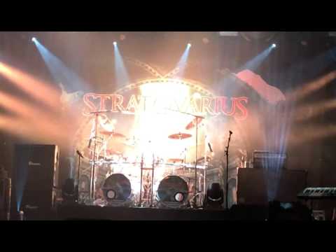 Stratovarius- drum solo de Rolf Pilve el dia de su 28 cumpleaños en bilbao 23/10/2015