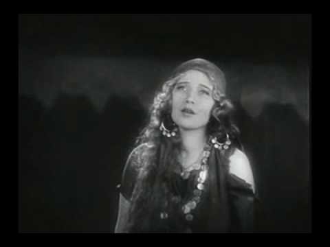 Trailers Tarakanova