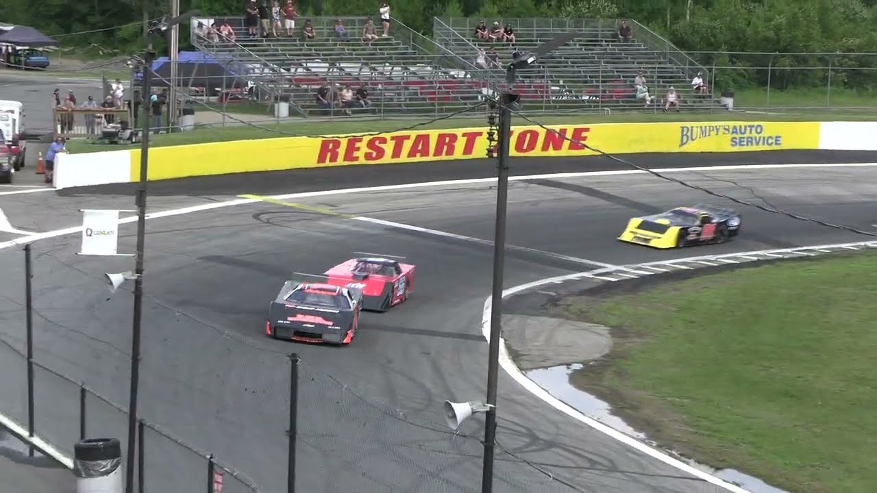 Star Speedway - Outlaw Late Models feature 7-4-26