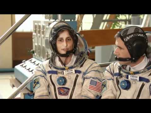 Expedition 32 Final Soyuz Qualification Exams