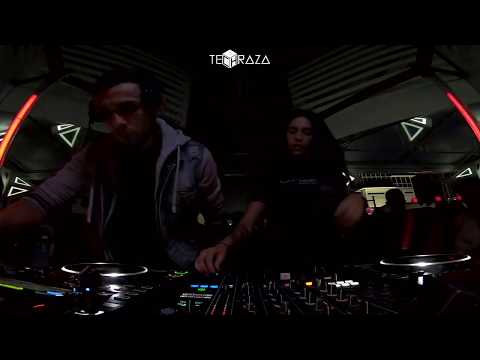 MARIAN GIL B2B ALBERTO DIMEO / TECHRAZA