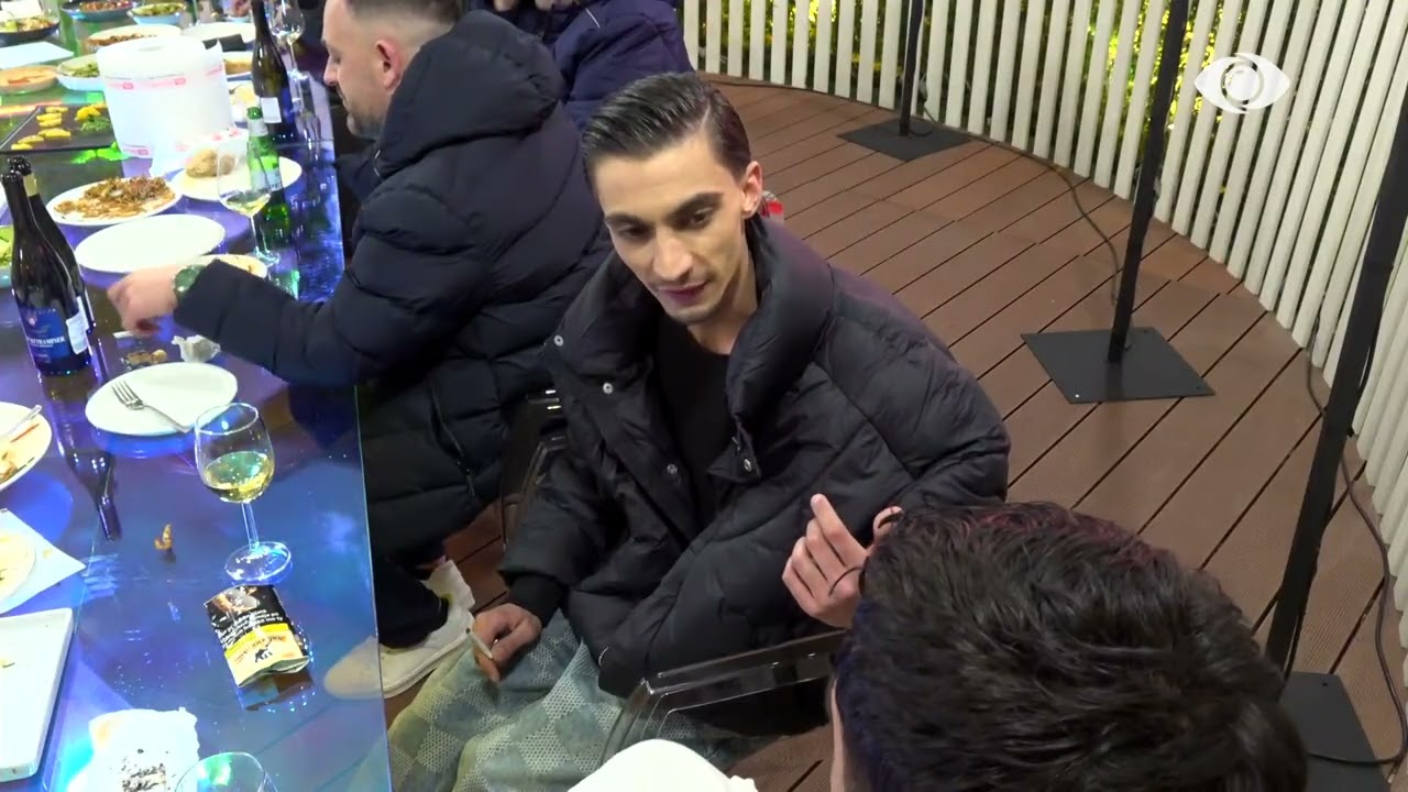 “Mua më nënvlerësoi shumë kur erdha”/ Stine dhe Juxhini diskutojnë në oborr