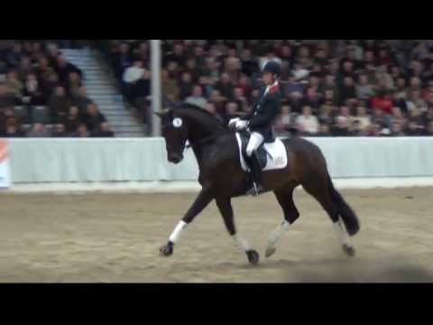 Bon Bravour von Painted Black / Chronos