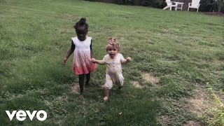 Thomas Rhett - Remember You Young (Home Videos)