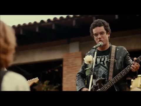 Ainda é Cedo (Thiago Mendonça interpreta Renato Russo)