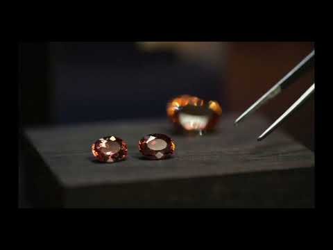 Constantin Wild - Slideshow with Gem Stones